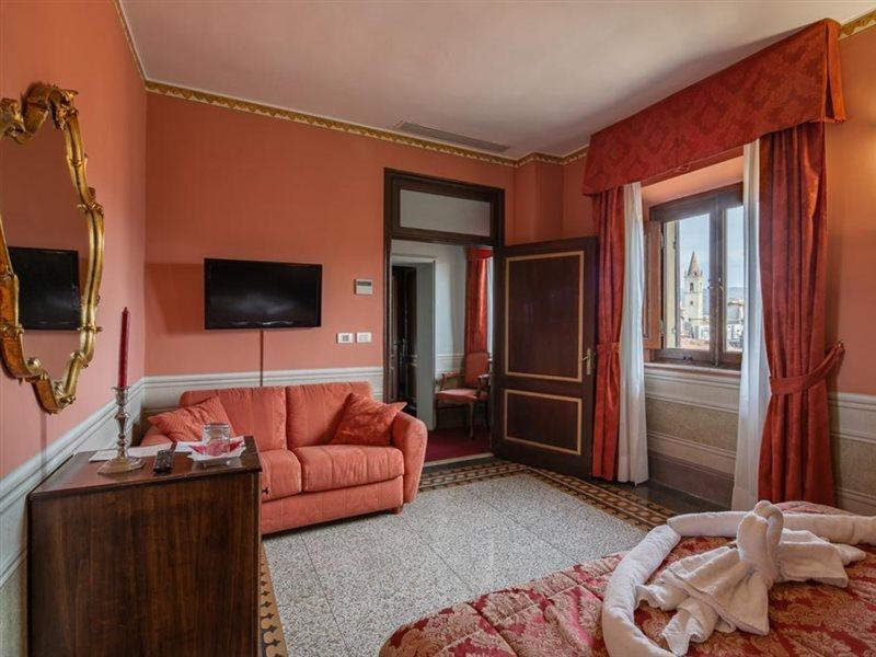 I Portici Hotel - Residenza D'Epoca Arezzo Exterior photo