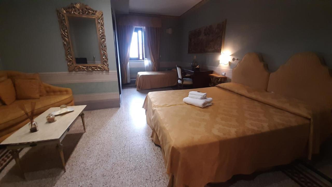 I Portici Hotel - Residenza D'Epoca Arezzo Exterior photo