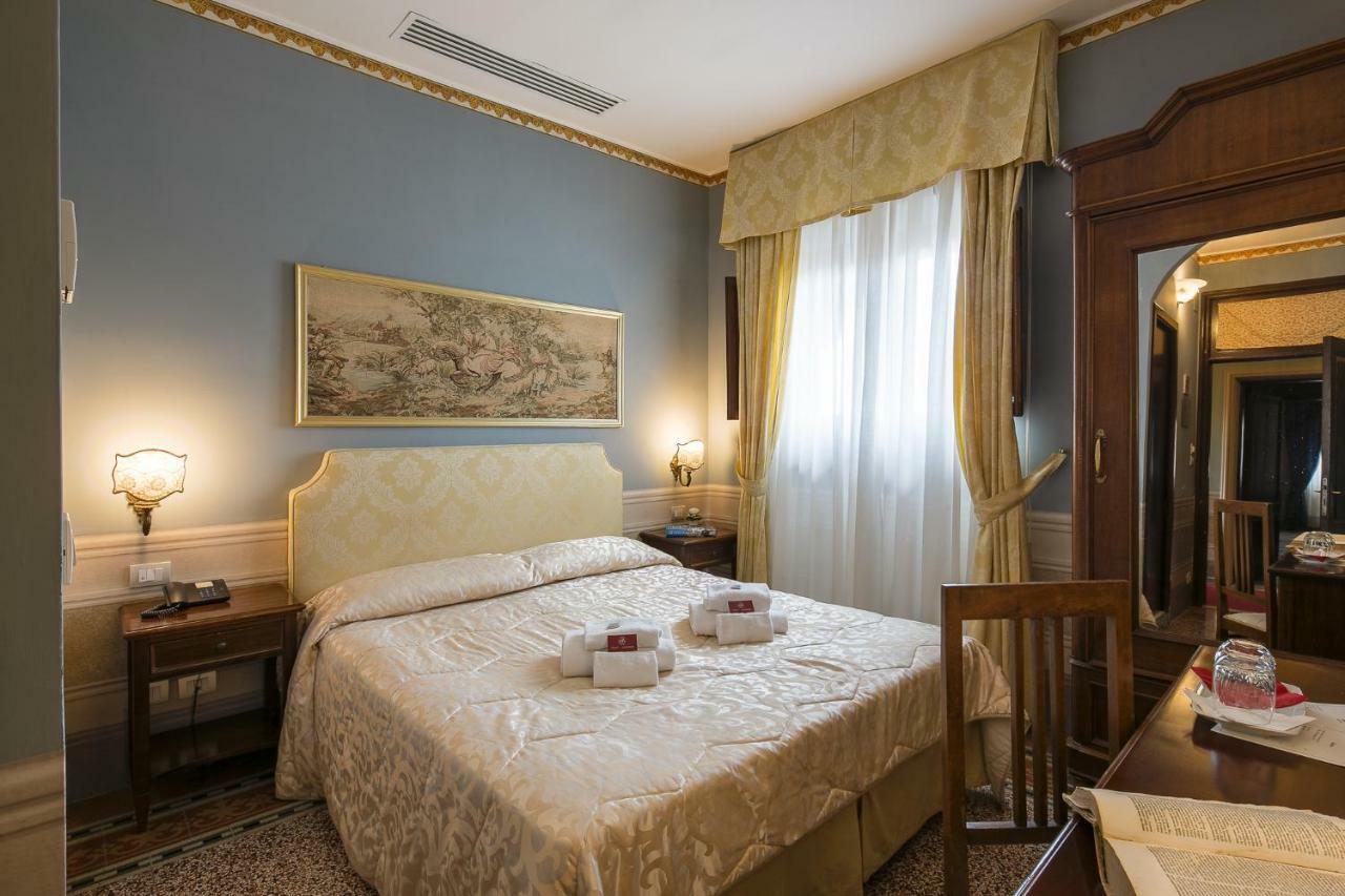I Portici Hotel - Residenza D'Epoca Arezzo Exterior photo